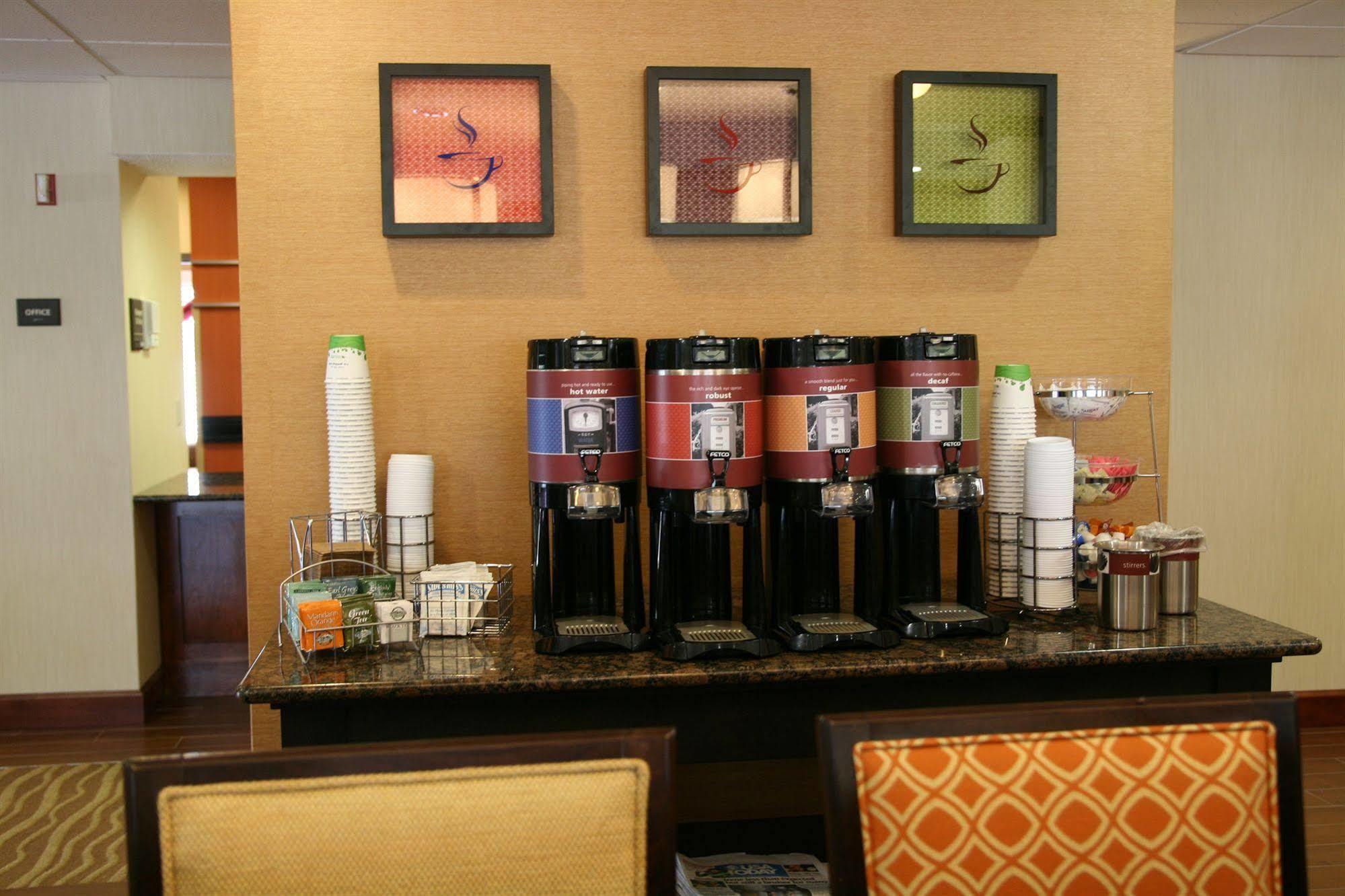 Hampton Inn Manhattan Buitenkant foto